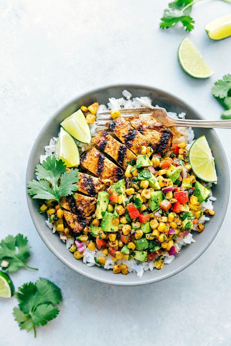 The BEST Grilled Taco Chicken Bowls with a Corn Avocado Salsa ...