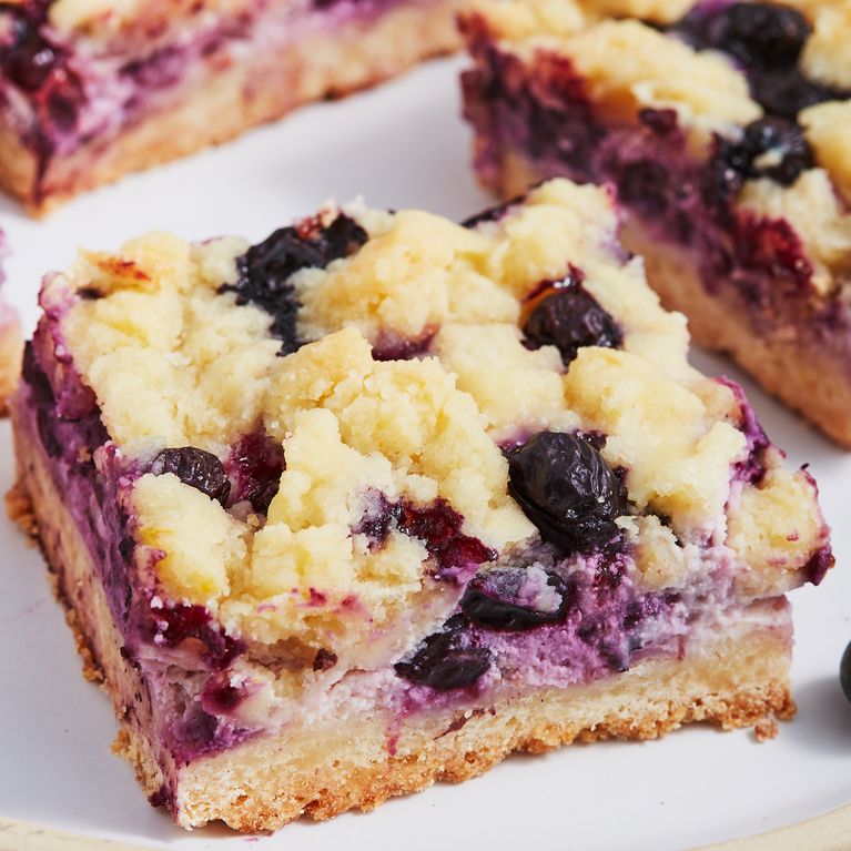 The BEST Blueberry Lemon Pie Bars – CUCINADEYUNG