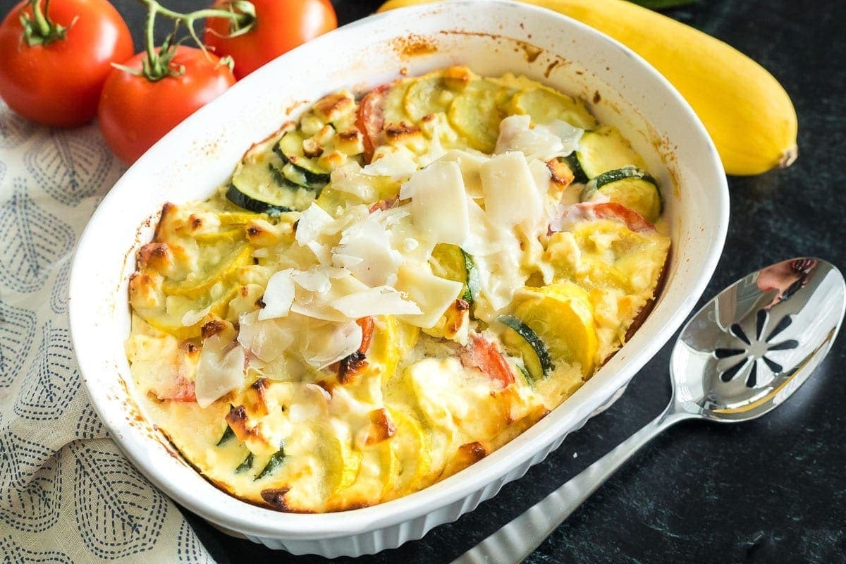 Baked Parmesan Squash and Zucchini Cassserole - Cucinadeyung
